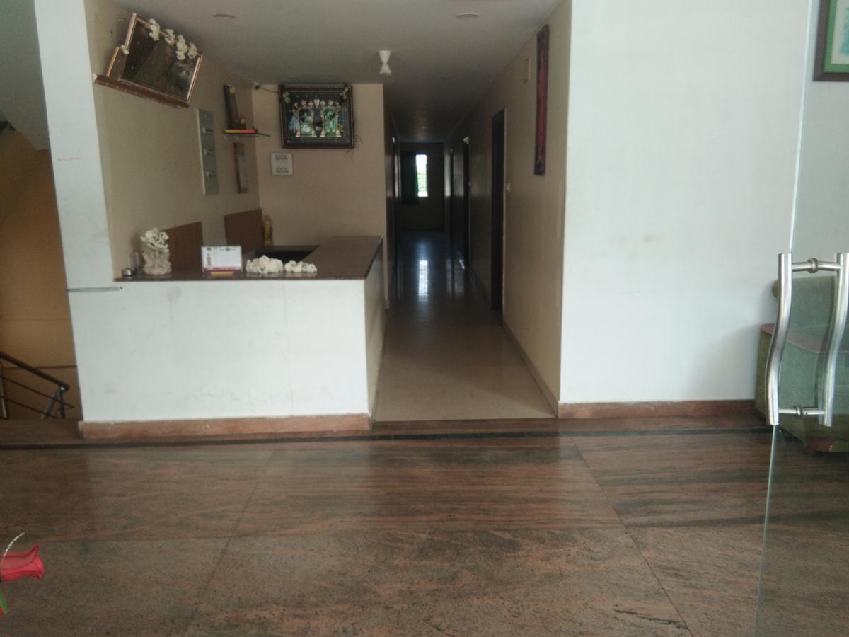 Sairam Residency Hotel Tirupati Exterior foto